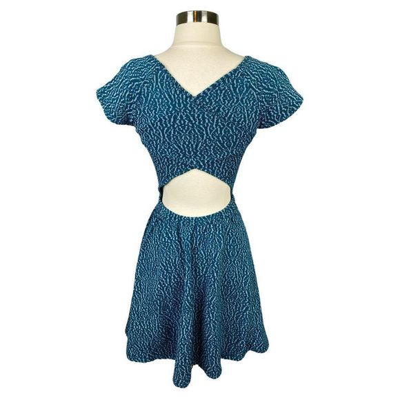 Urban Outfitters | Sparkle & Fade Turquoise Cut-Out Fit & Flare Dress - Sz Small - Picture 3 of 4